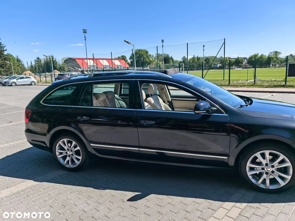 Skoda Superb 1.6 TDI Elegance - 8