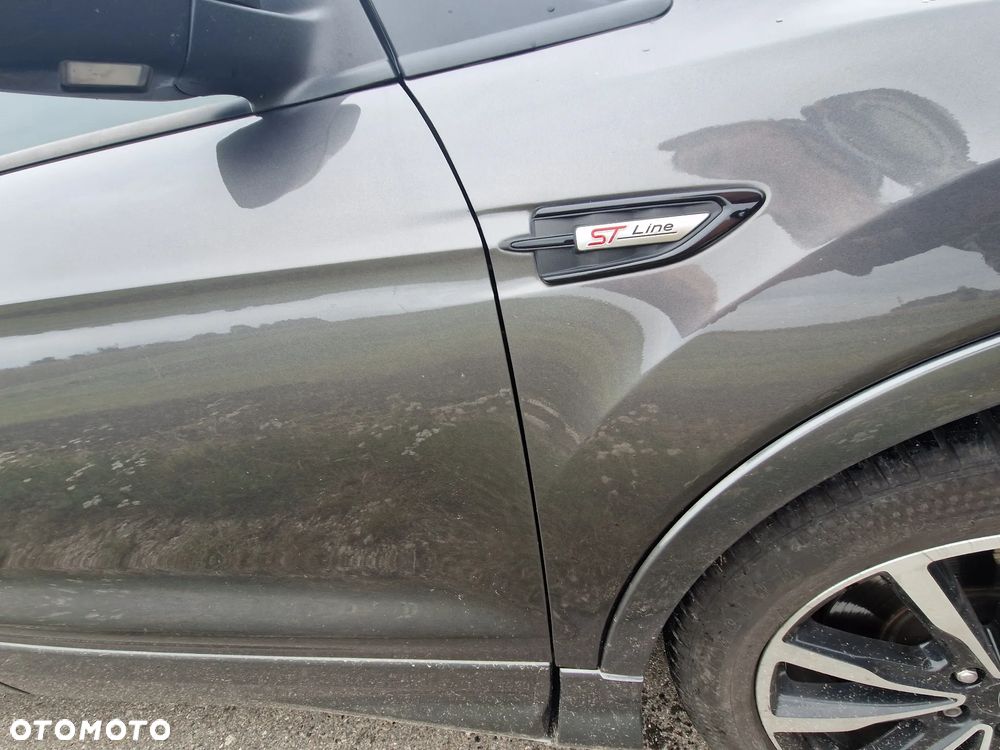 Ford Kuga 2.0 TDCi FWD ST-Line - 14