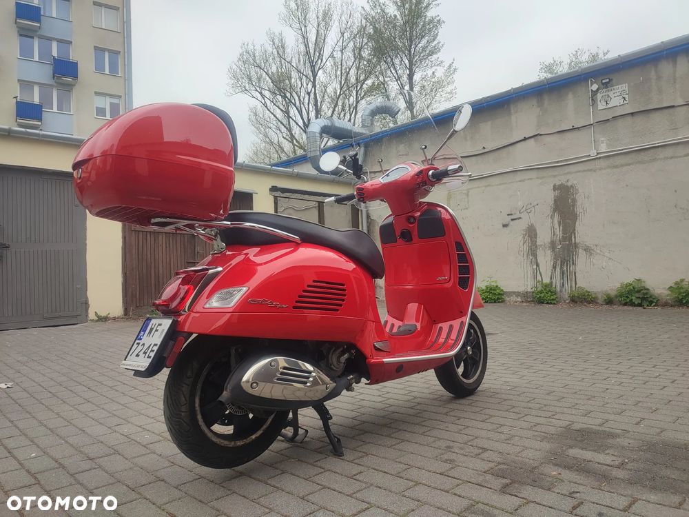 Vespa GTS - 5