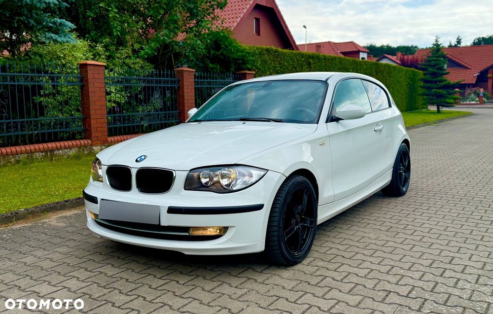 BMW Seria 1 - 1