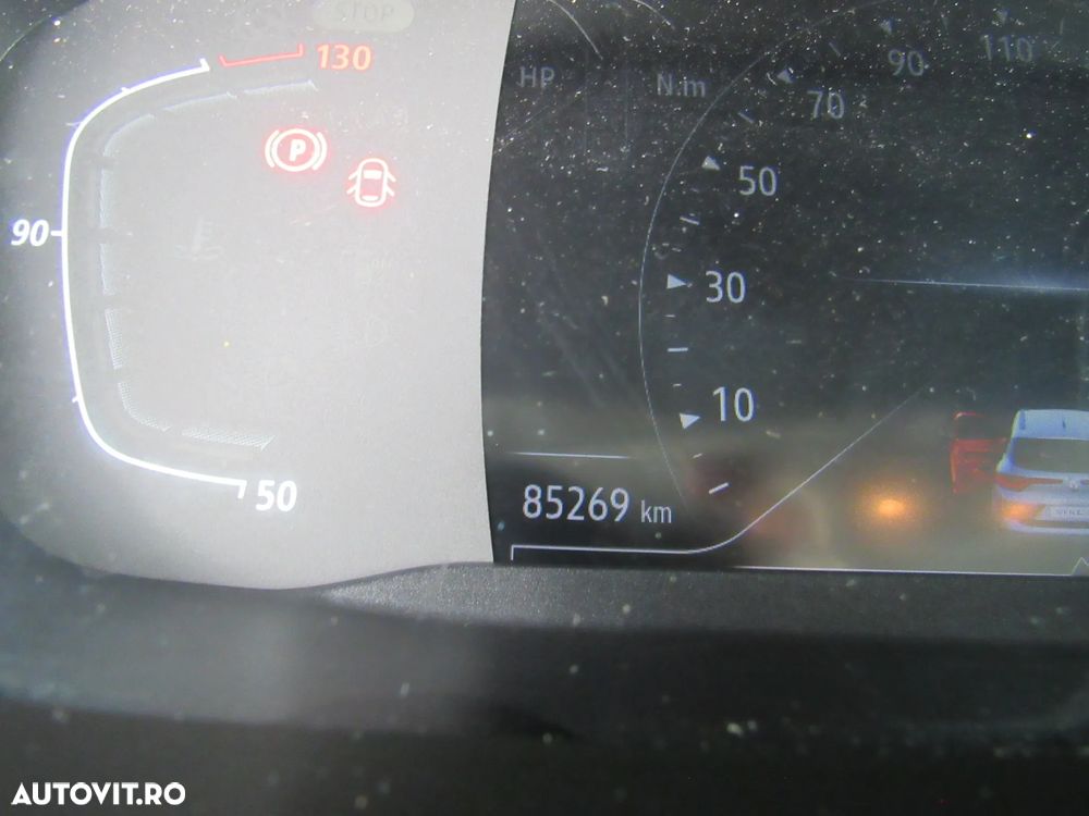 Renault Megane TCe 140 GPF BUSINESS EDITION - 11