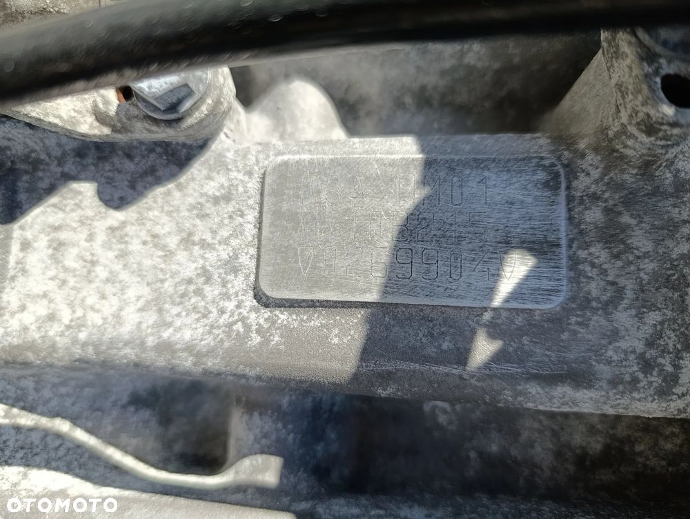 PEUGEOT 208 I 1.2 VTI SILNIK KOMPLETNY HM01 10B215 - 5