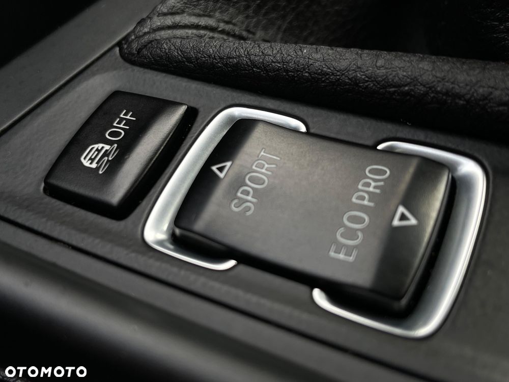 BMW Seria 1 114i Sport Line - 29