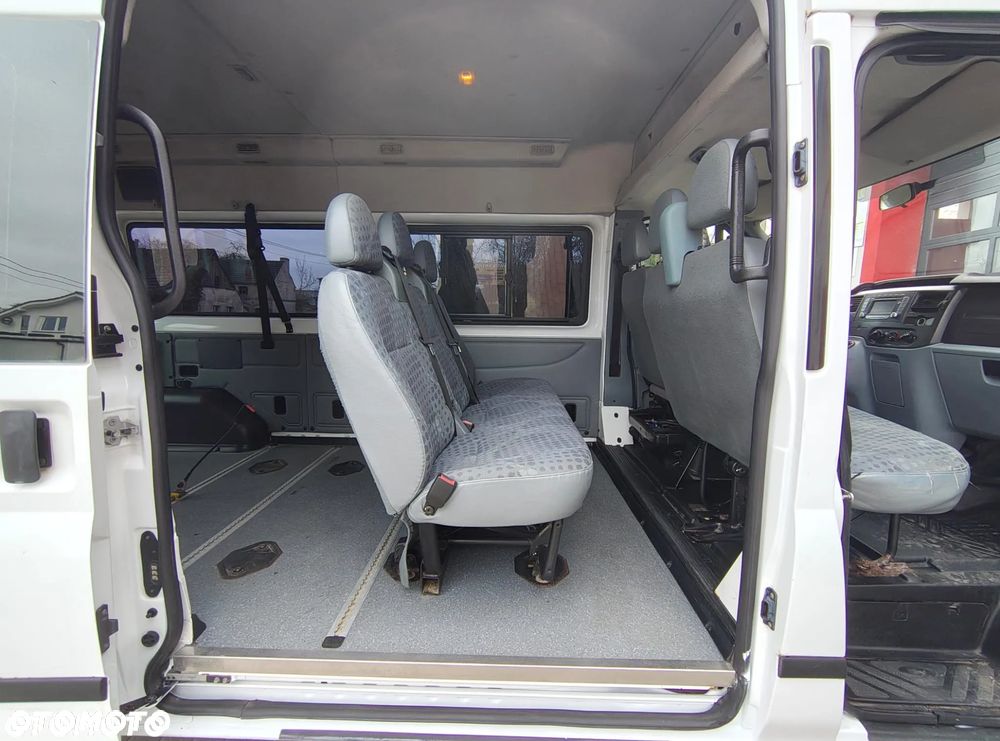 Ford Transit - 15