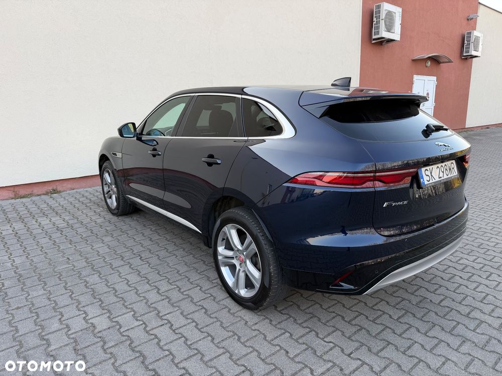 Jaguar F-Pace 2.0 D200 mHEV AWD SE - 11