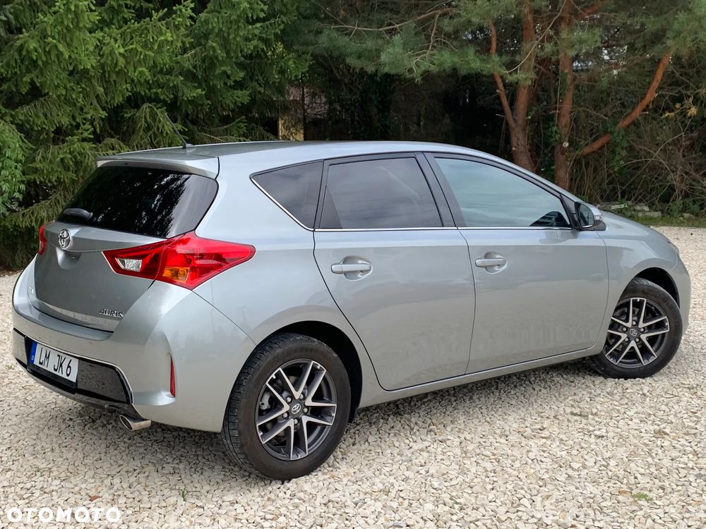 Toyota Auris 1.6 Prestige - 14