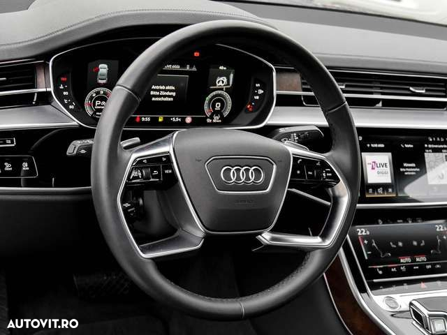 Audi A8 - 8
