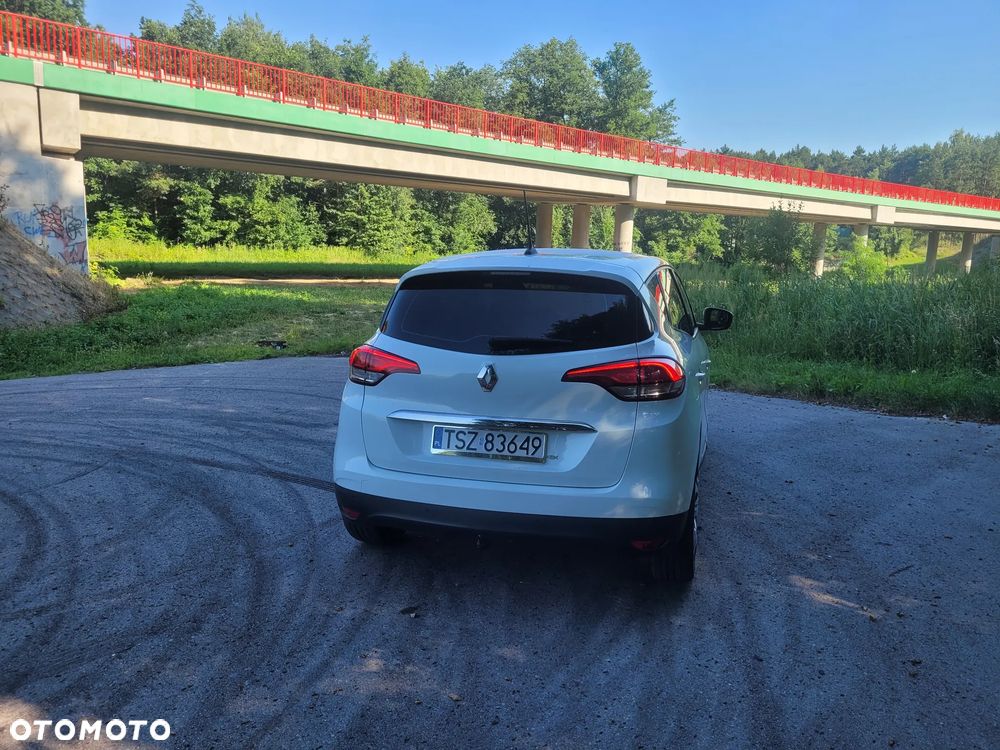 Renault Scenic - 8