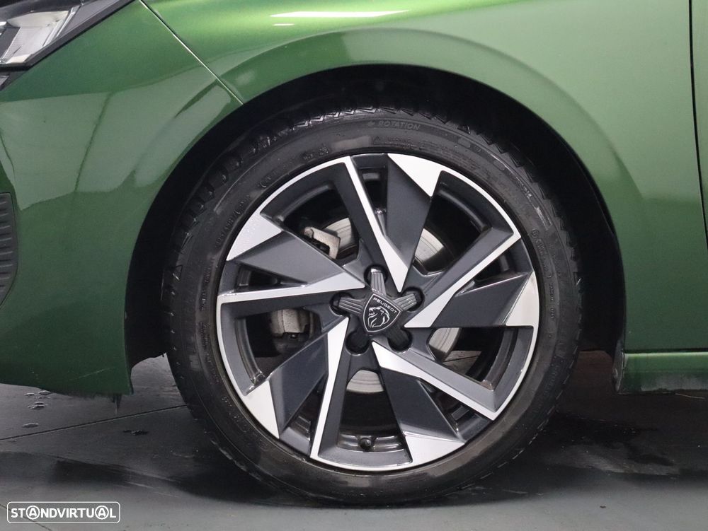 Peugeot 308 1.2 PureTech Allure Pack EAT8 - 17