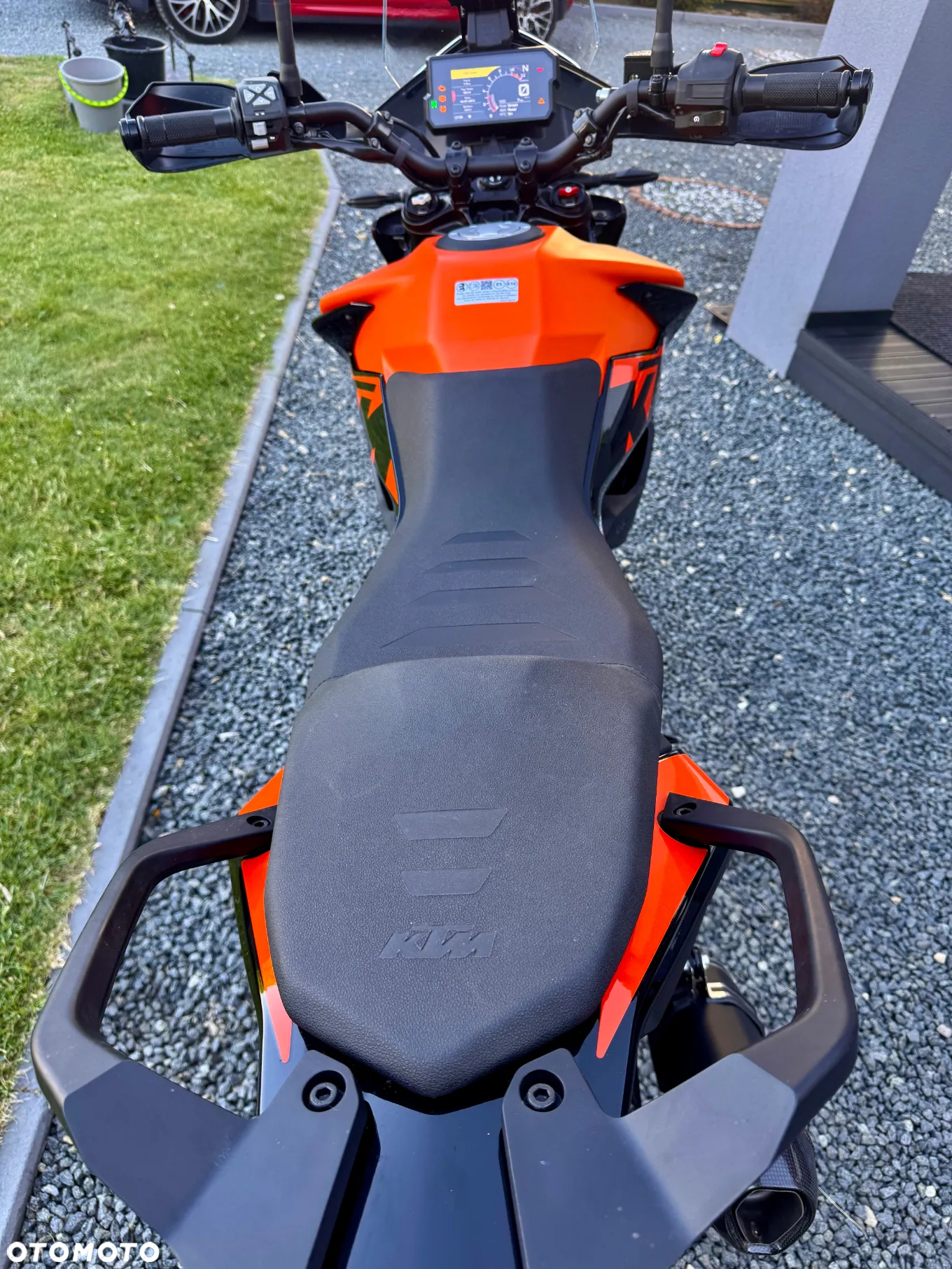 KTM Adventure - 8