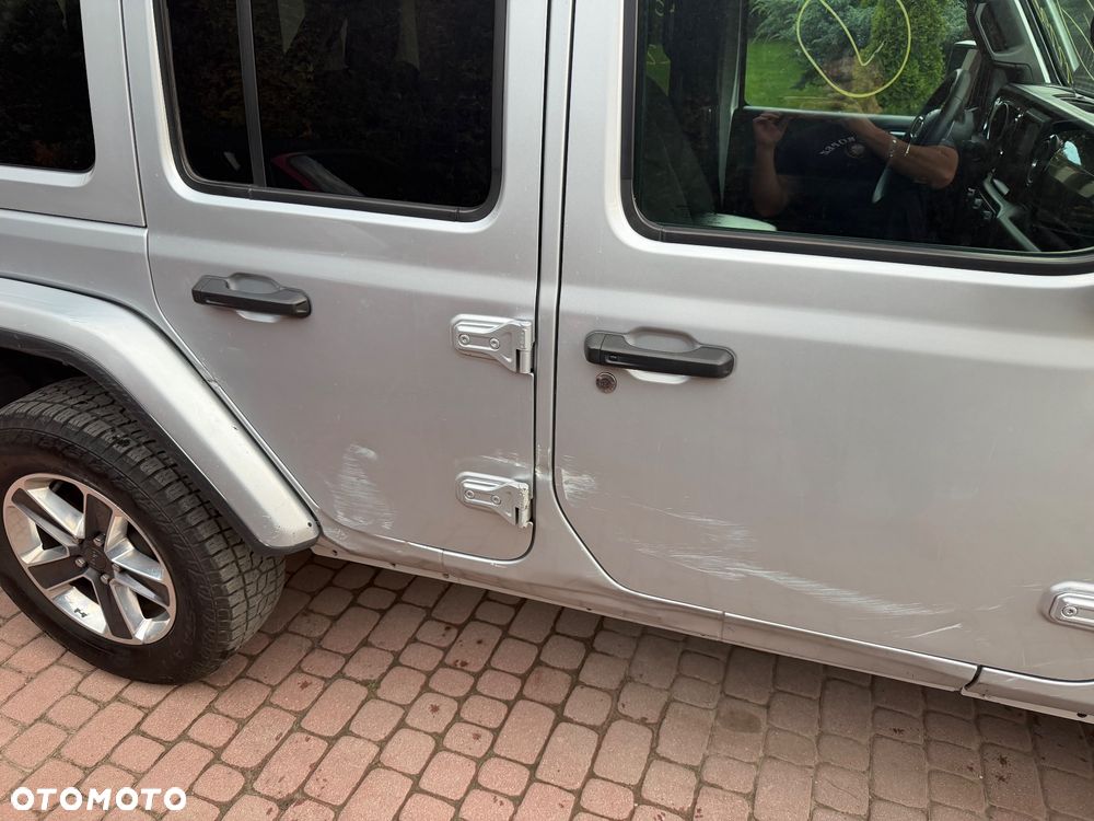 Jeep Wrangler - 5