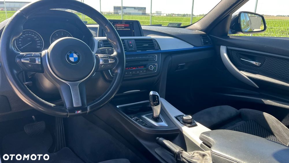 BMW Seria 3 325d M Sport - 25