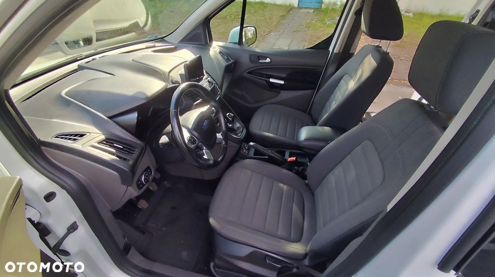 Ford Tourneo Connect Gr 1.5 TDCi Titanium - 17
