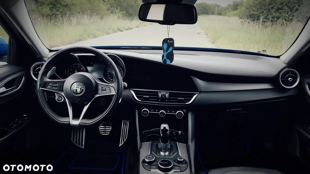 Alfa Romeo Giulia 2.0 Turbo Veloce Q4 - 13
