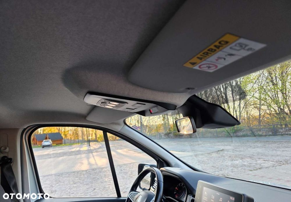 Renault Trafic - 24