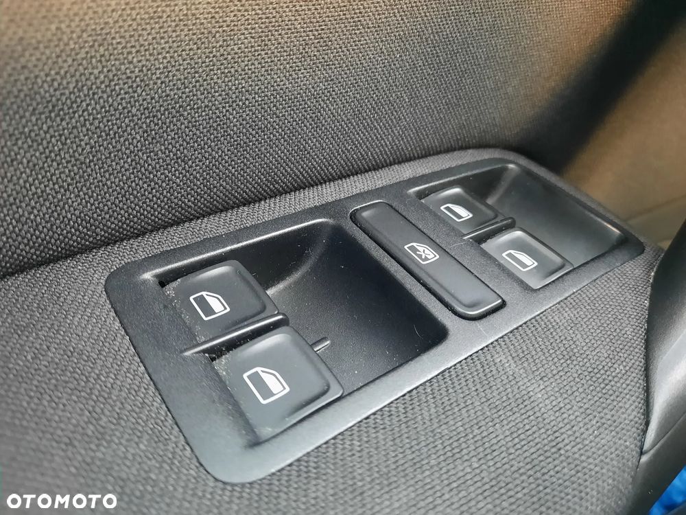 Volkswagen Polo 1.0 Allstar - 22