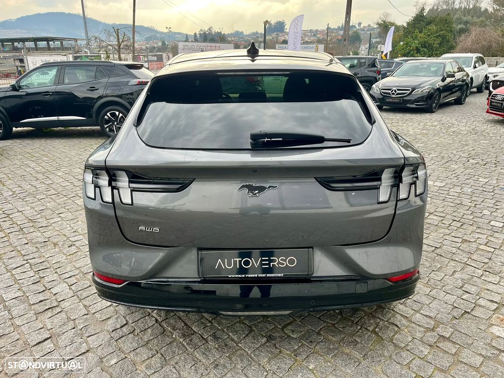 Ford Mustang Mach-E Alargada AWD - 7