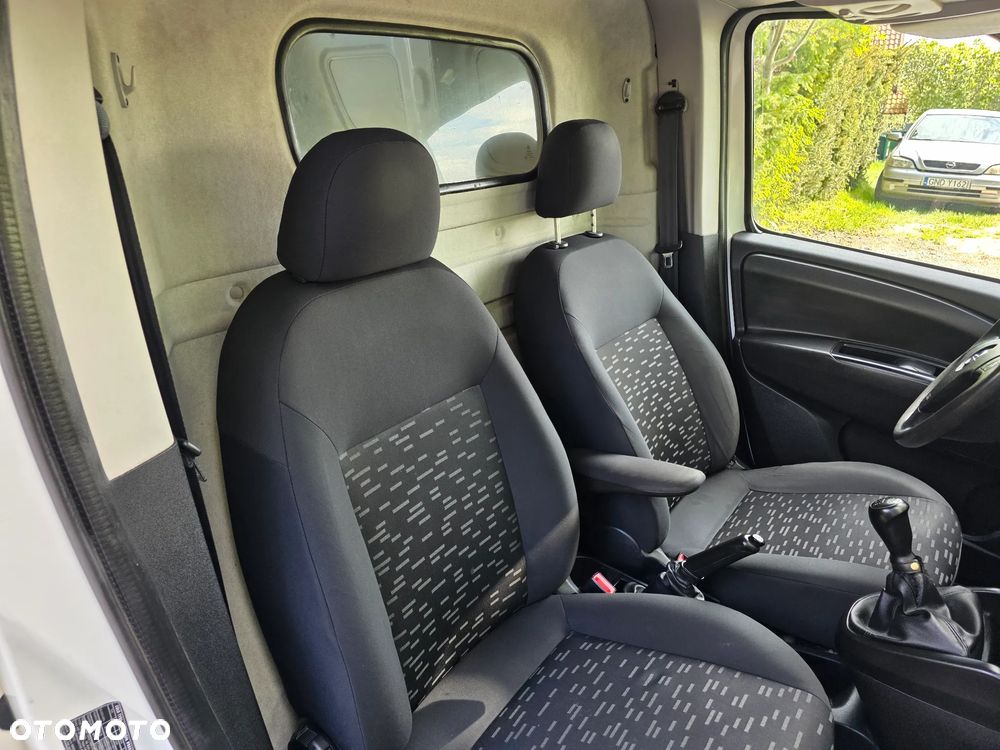 Renault Clio 1.5 dCi Energy Alize - 28