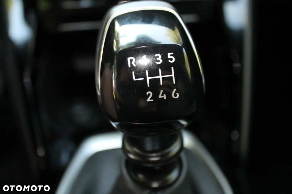 Peugeot 2008 PureTech 100 Stop&Start Allure - 10