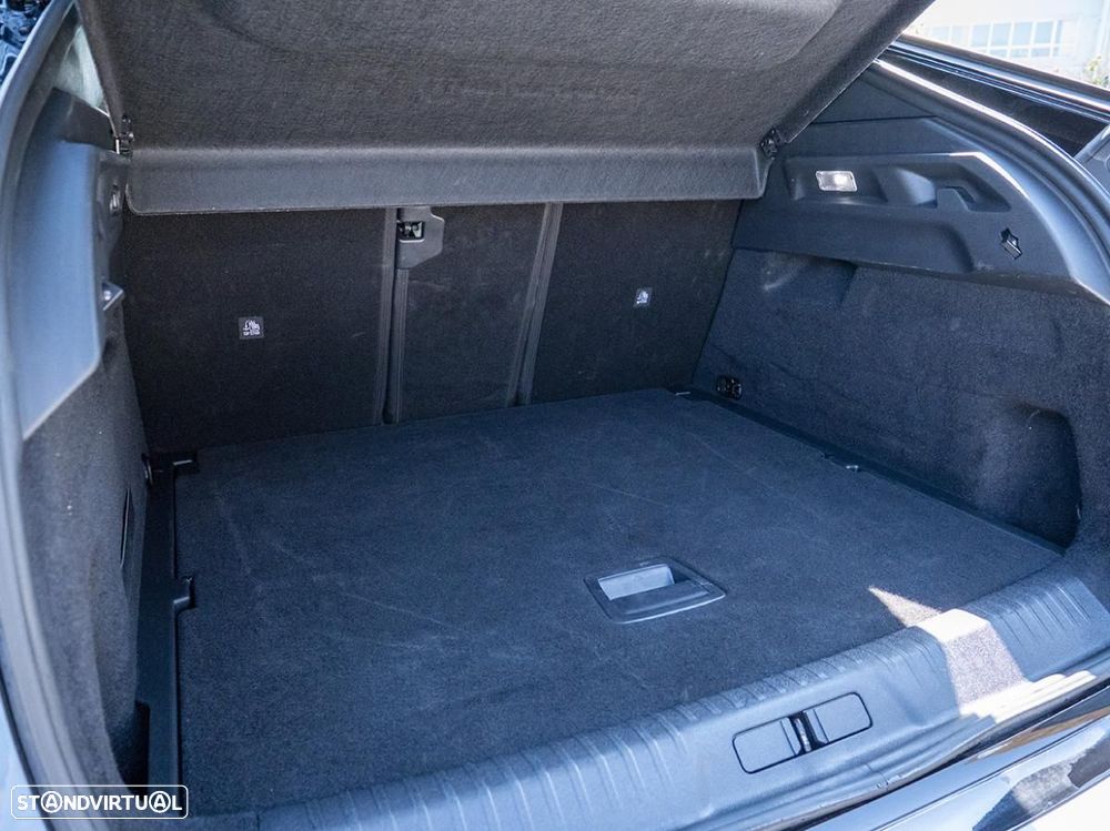 Peugeot E-3008 73 kWh GT - 15