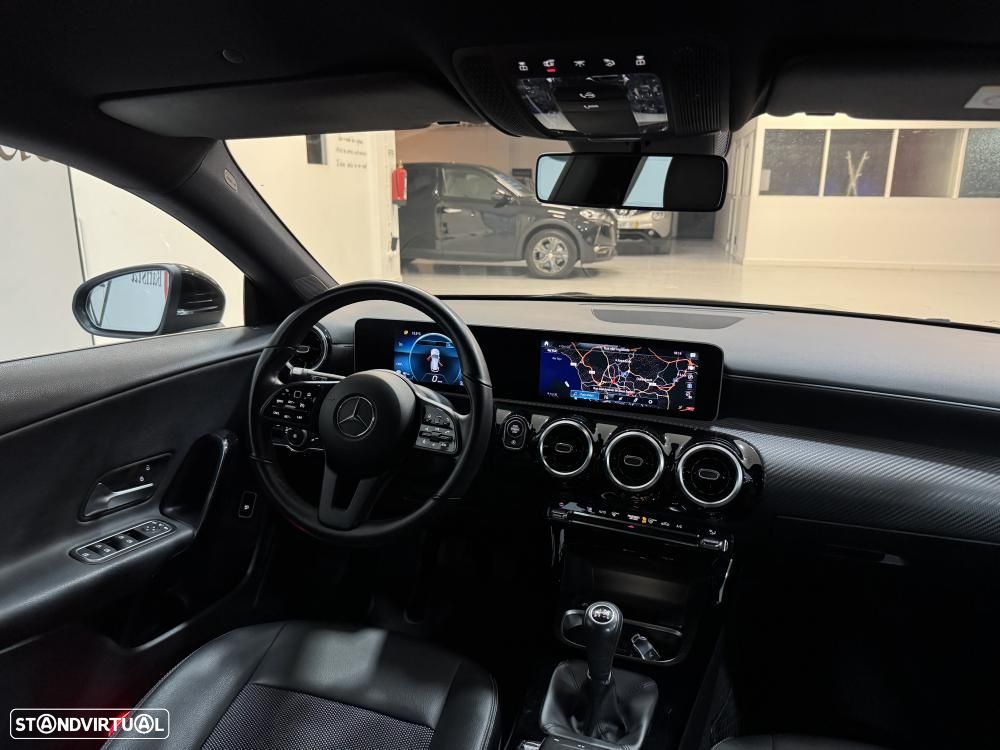 Mercedes-Benz CLA 180 d Shooting Brake Business Solutions - 38