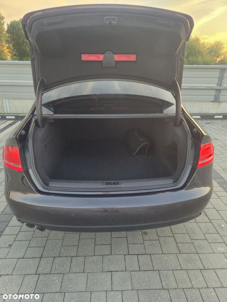 Audi A4 Limousine 2.0 TDI Limited Edition - 10