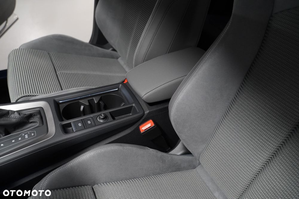 Audi Q3 Sportback - 12