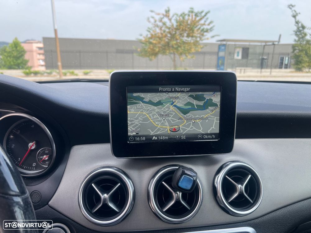 Mercedes-Benz GLA 200 d Activity Edition - 7