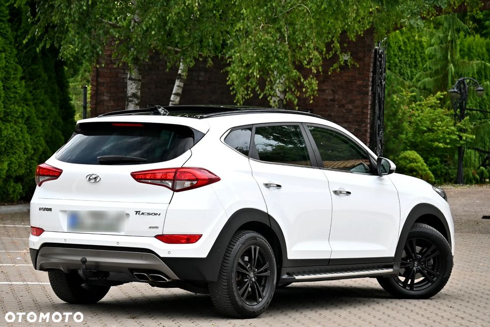 Hyundai Tucson 2.0 CRDi 4WD Automatik 25 Jahre - 15