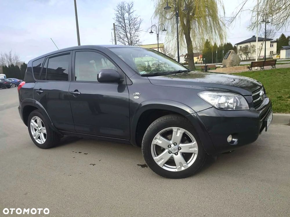 Toyota RAV4 2.2 D-CAT 4x4 Sol - 2