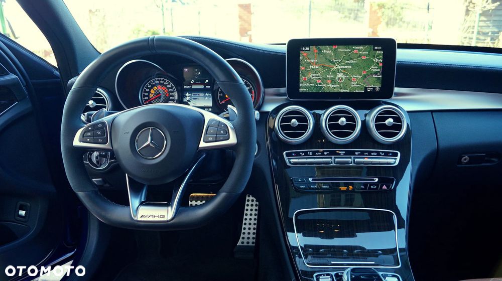 Mercedes-Benz Klasa C AMG 43 4Matic T 9G-TRONIC - 17