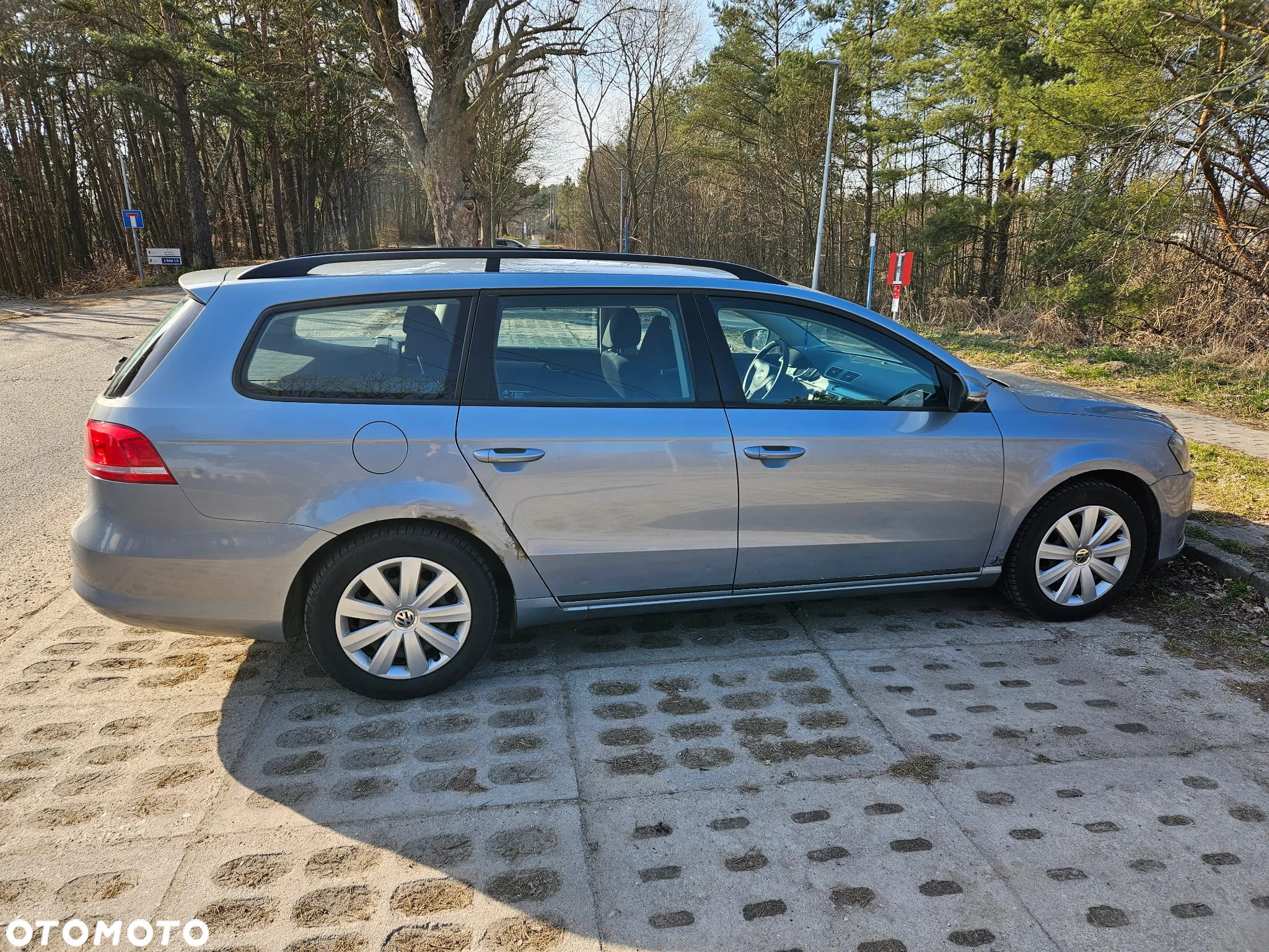 Volkswagen Passat - 4
