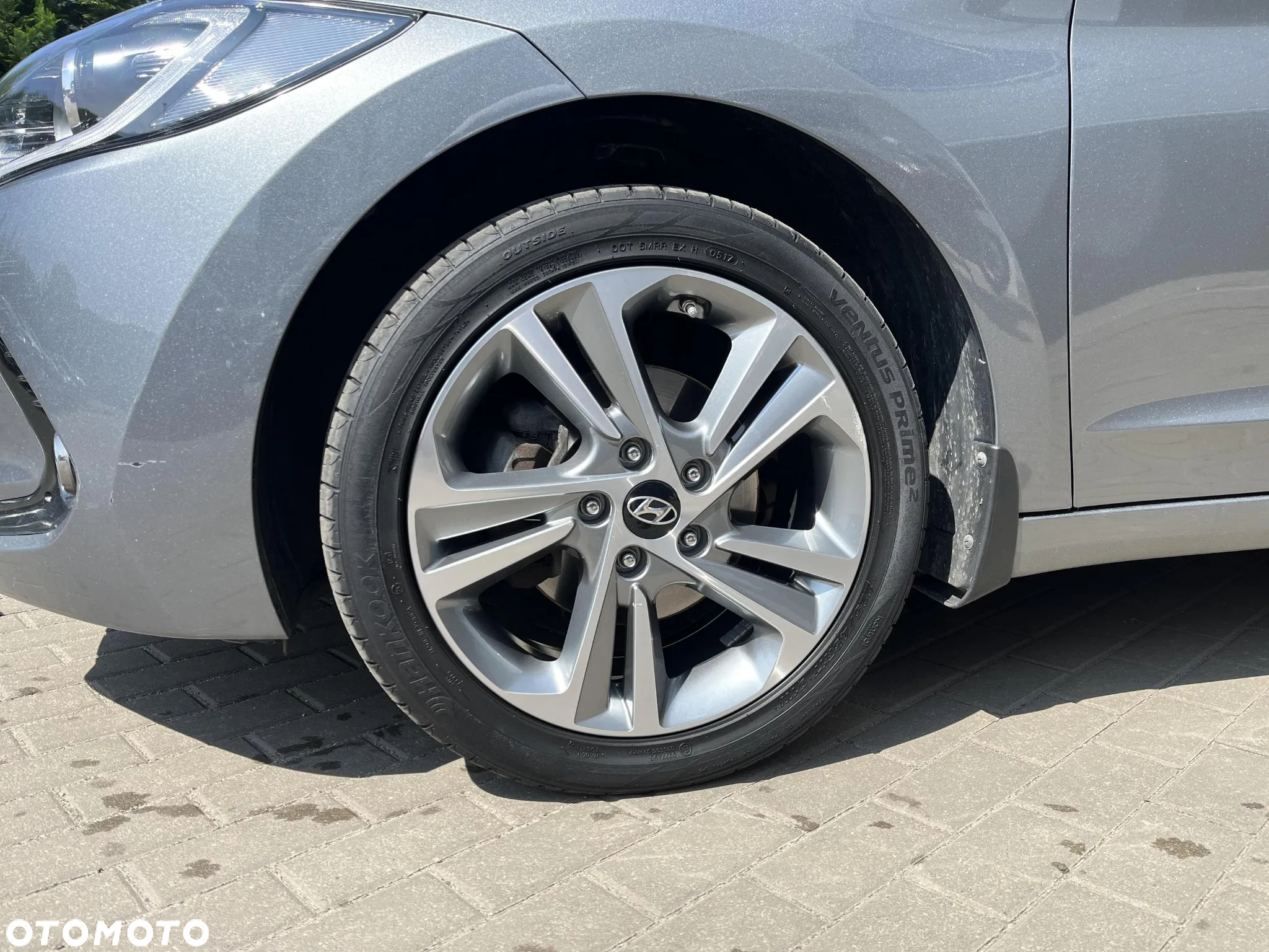 Hyundai Elantra 1.6 Comfort - 18