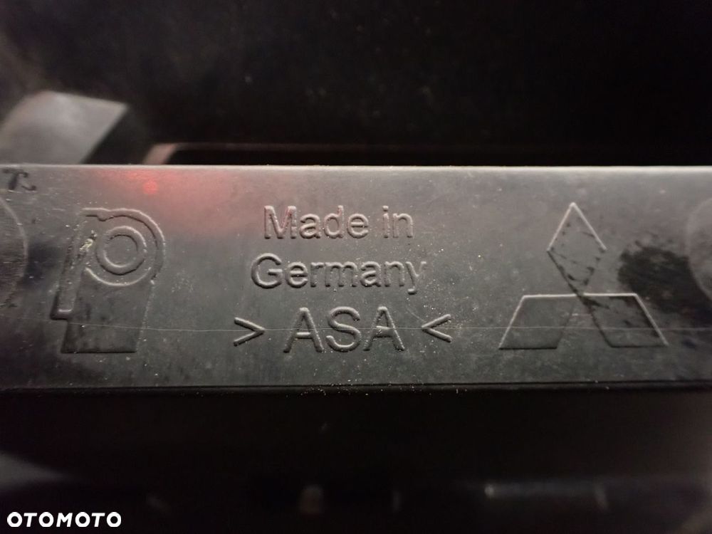 WYPEŁNIENIE KRATKA GRILLA PRAWA MITSUBISHI COLT VI Z30  MN127774 - 5