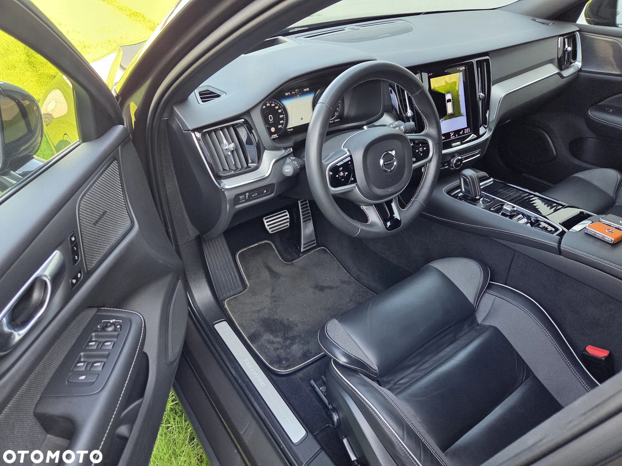 Volvo V60 T6 AWD Recharge Geartronic RDesign - 7