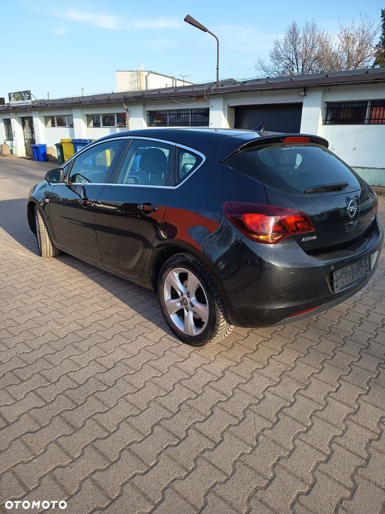 Opel Astra 1.7 CDTI Sport - 5