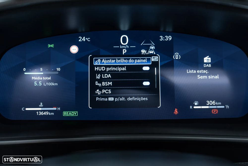 Toyota Corolla 1.8 Hybrid Exclusive - 27