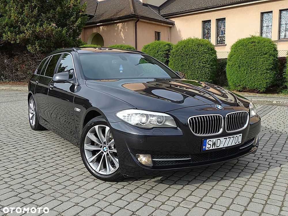 BMW Seria 5 520d Luxury Line - 25
