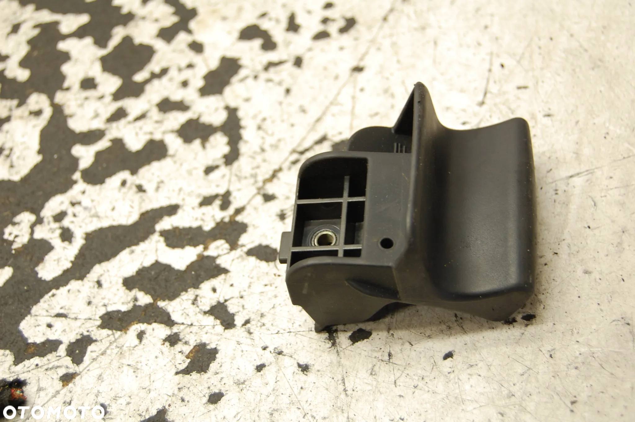 RĄCZKA FOTELA GÓRA DÓŁ PRAWA AUDI A6 C6 A4 B6 B7 8E0881232 - 2