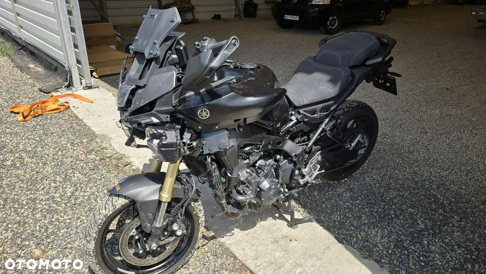 Yamaha MT - 7