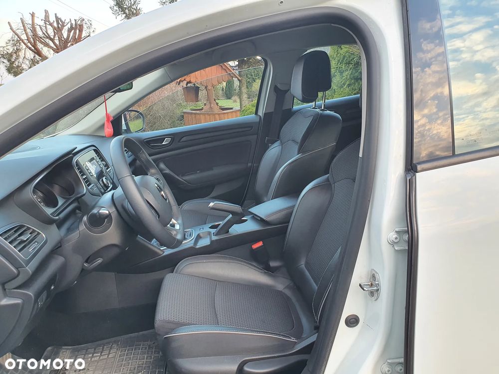 Renault Megane ENERGY dCi 110 Start & Stopp LIMITED - 11