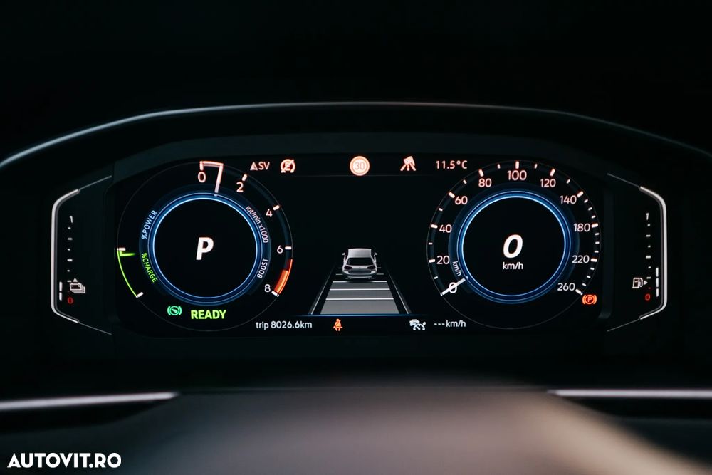 Volkswagen Passat 1.4 TSI Plug-In-Hybrid DSG GTE - 26