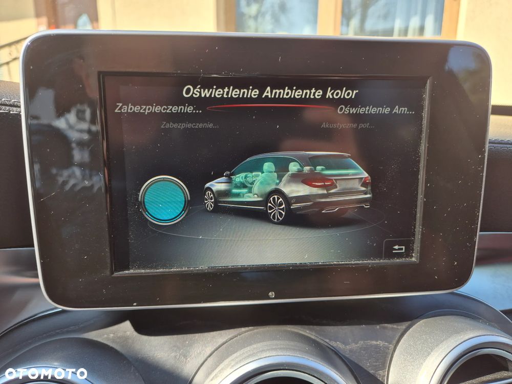 Mercedes-Benz Klasa C - 30