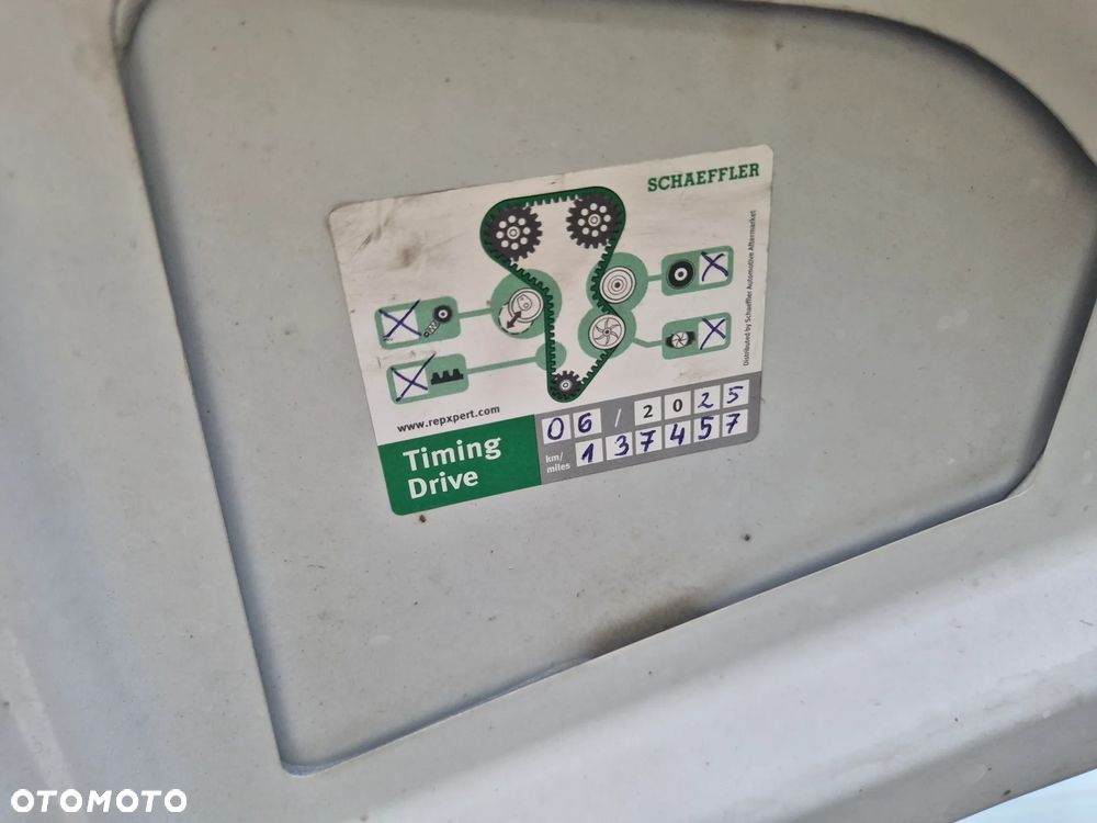 Volkswagen Passat 2.0 TDI SCR (BlueMotion Technology) 4Motion Highline - 22