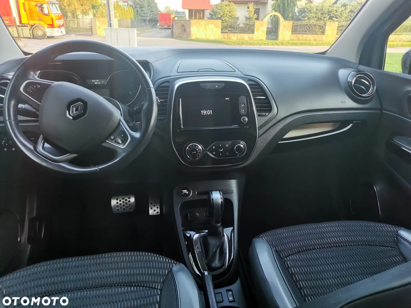 Renault Captur - 6