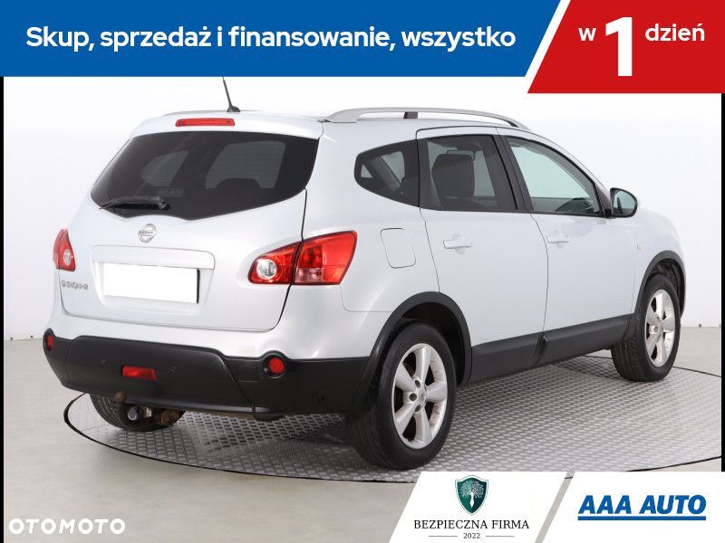 Nissan Qashqai+2 - 6