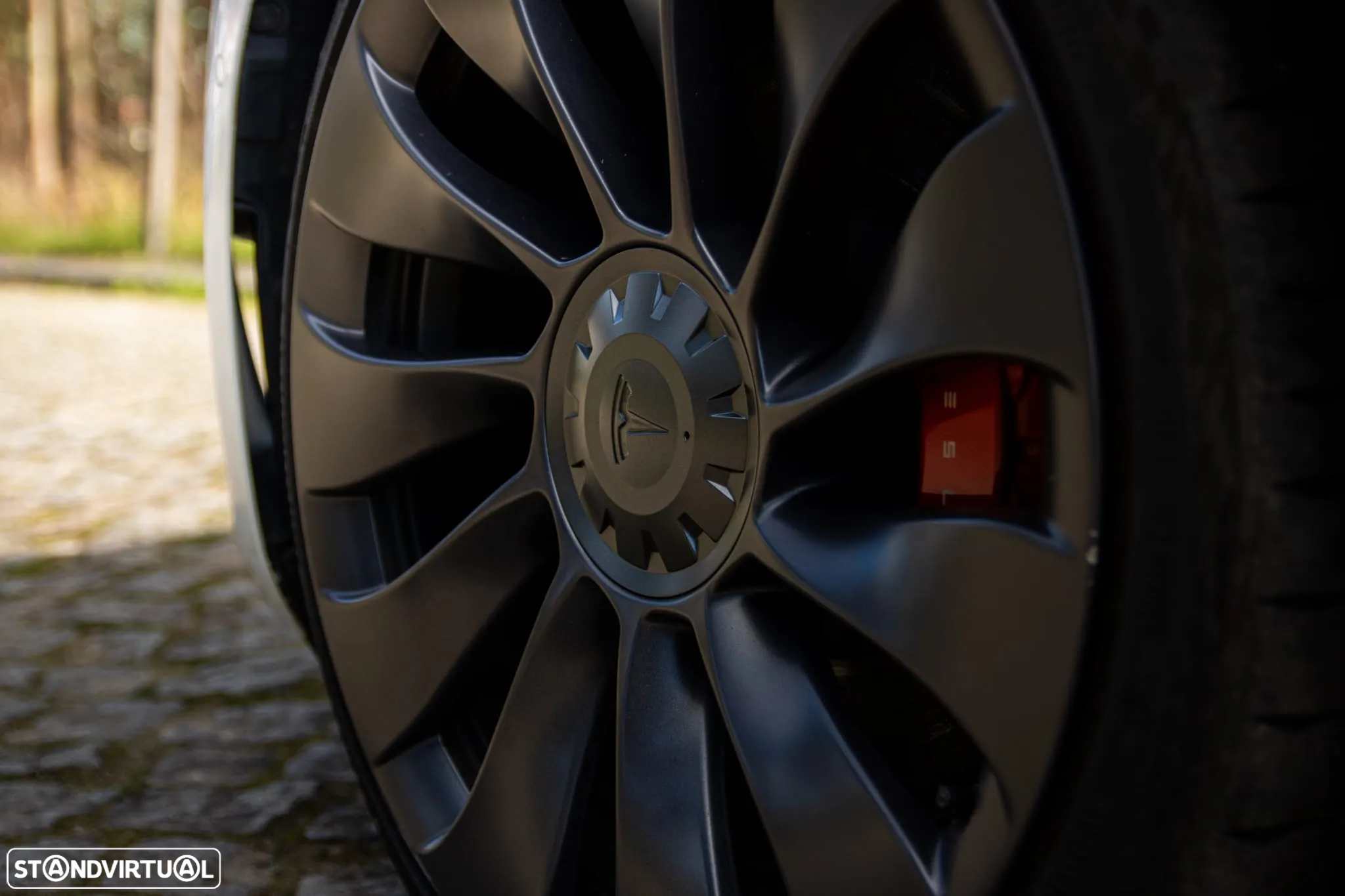 Tesla Model 3 Long Range AWD Dual Motor Performance - 11