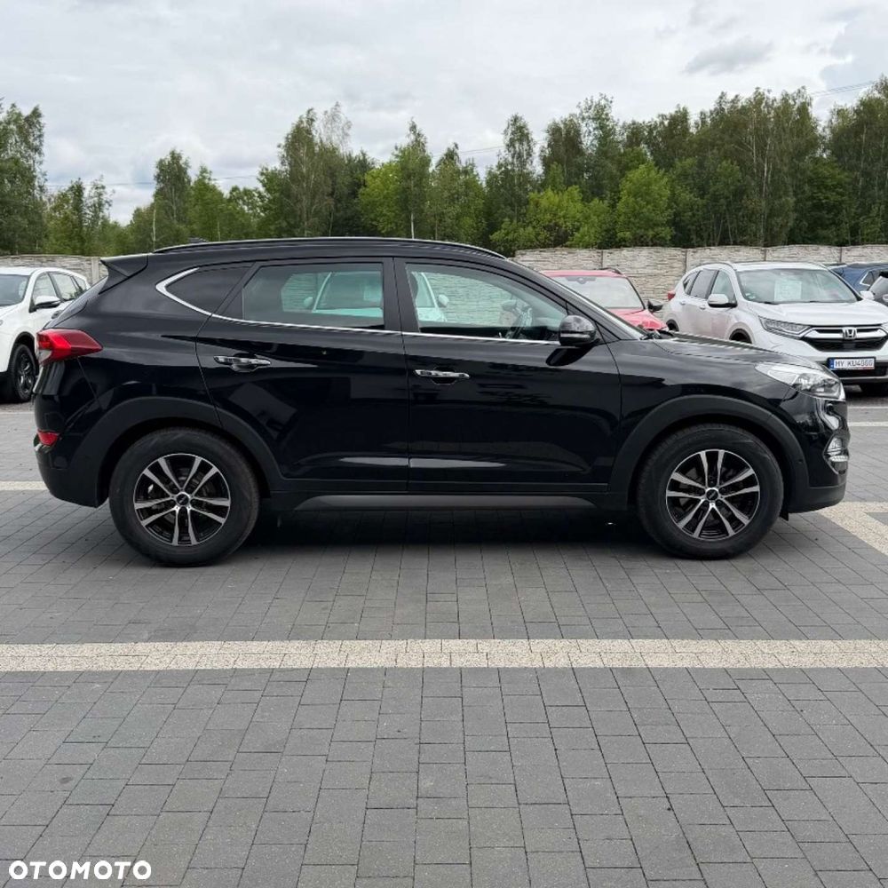 Hyundai Tucson - 8