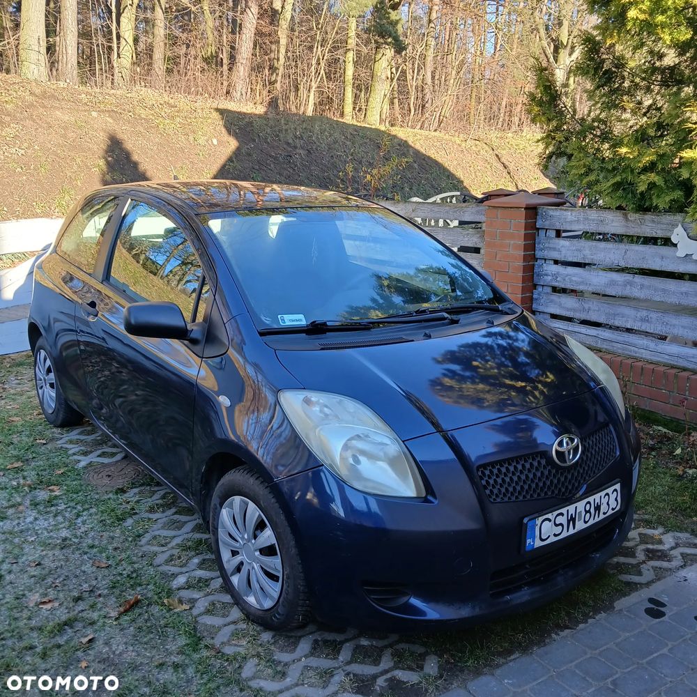 Toyota Yaris - 2