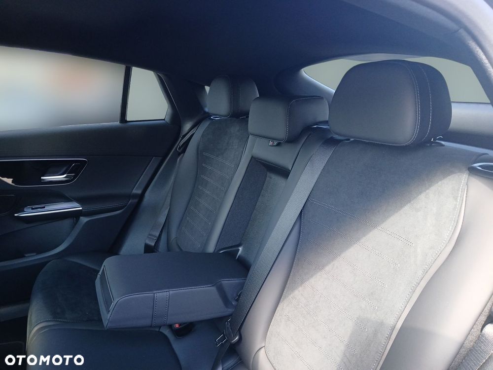 Mercedes-Benz GLC 220 d mHEV 4-Matic AMG Line - 8